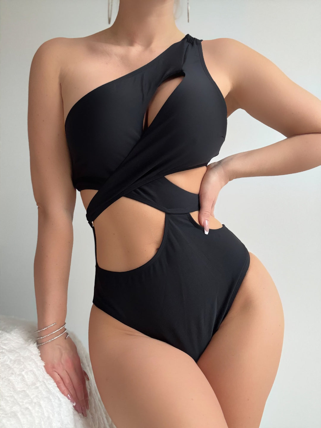 Damen Modischer Cut-Out Badeanzug R&B