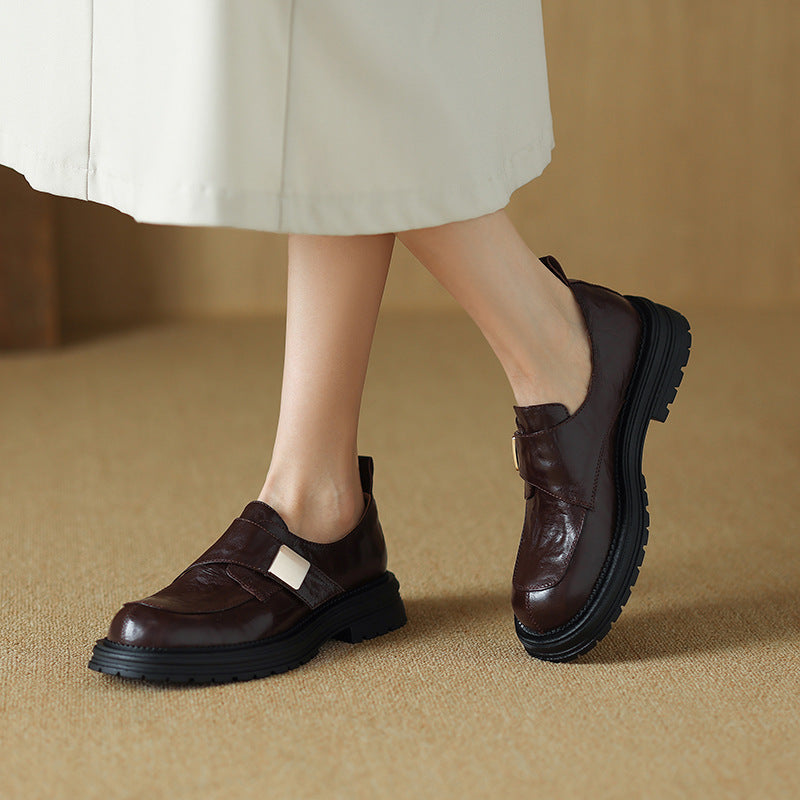 Damen modische Slip-On Schuhe mit dekorativem Schnallenverschluss