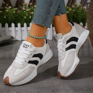 Damen Sportliche Retro Sneakers mit modischem Wildleder-Design R&B