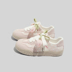 Damen Freizeit Sneakers mit leichtem Punktemuster und verspielten Schleifen