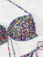 Damen Bikini mit sexy hoch geschnittenem Slip und buntem Design