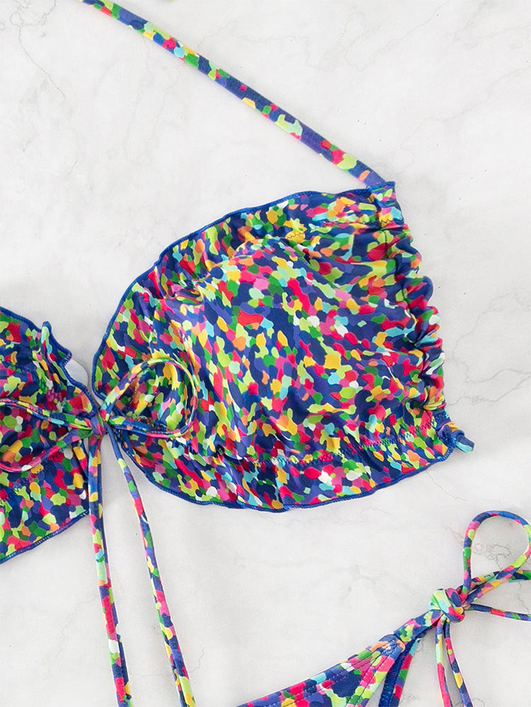Damen Bikini mit sexy hoch geschnittenem Slip und buntem Design
