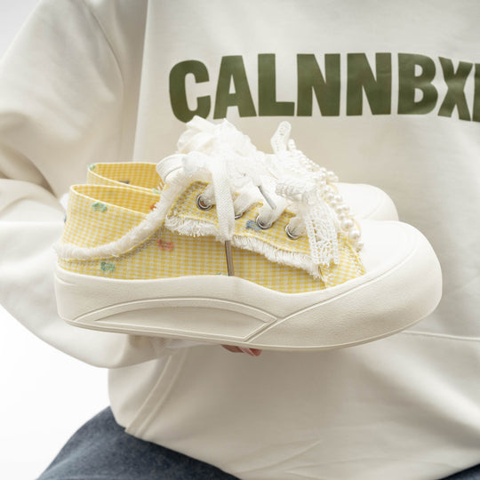 Damen Sneakers mit einzigartigen Spitzenverzierungen und komfortabler Sohle R&B