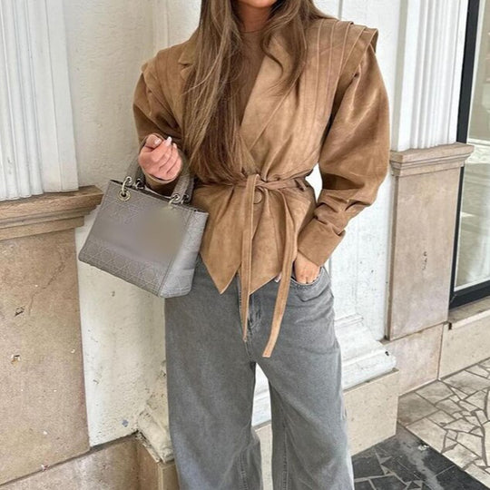 Damen Modische Wildlederjacke mit drapiertem Design und Taillengürtel R&B