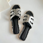Damen modische Slides mit eleganten Akzenten R&B