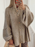 Damen Strickjacke mit oversized Schnitt und eleganten Knopfdetails R&B