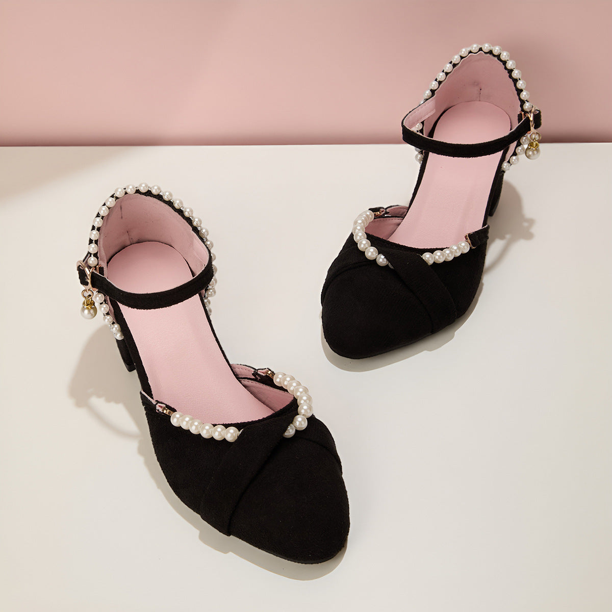 Damen Elegante Absatzsandalen mit zarter Perlenverzierung und komfortablem Blockabsatz R&B