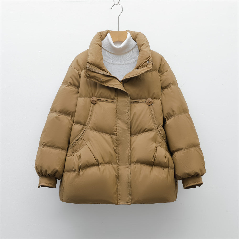 Damen voluminöse Winterjacke mit praktischen Taschen und hochschließendem Kragen R&B