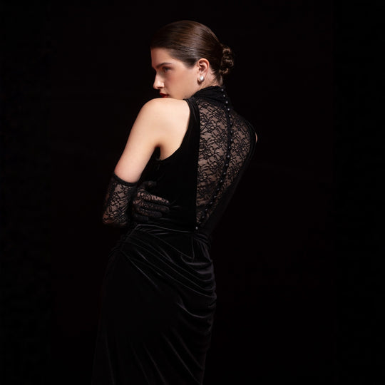 Damen Elegantes Abendkleid mit raffiniertem Spitzen- und Drapierungsdetail R&B