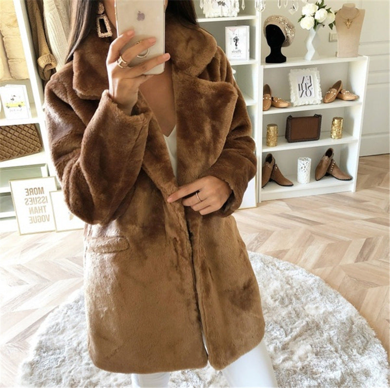 Damen Elegante Kunstfell-Jacke mit aufgesetzten Taschen und großem Revers R&B
