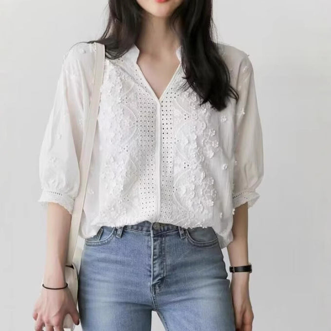 Damen Bluse mit gesticktem Detail und Knopfleiste R&B