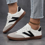 Damen Sportliche Sneaker mit modischem Design und robustem Sohlenprofil
