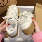 Damen Sportliche Sneakers mit rutschfester Gummisohle und atmungsaktiver Oberflächenstruktur