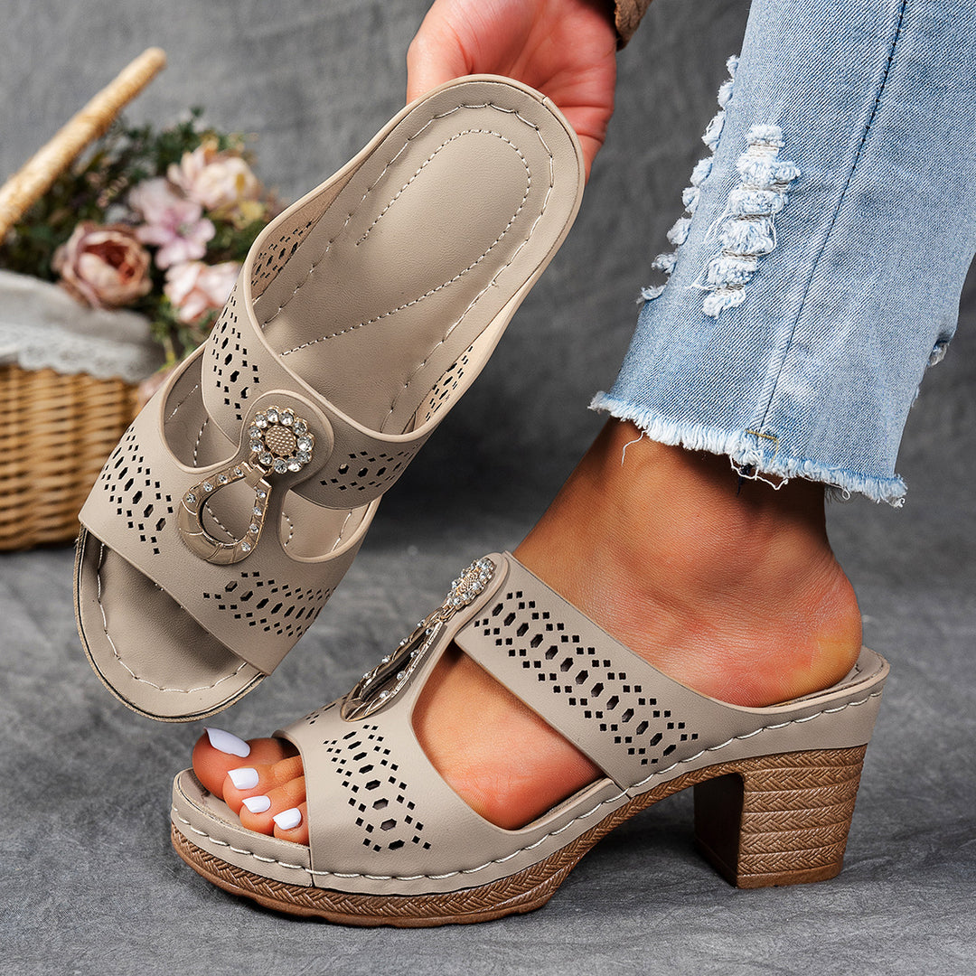 Damen elegante Keil-Pantoletten mit modischem Strass-Detail R&B