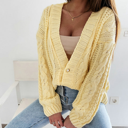Damen Strickjacke mit grobem Zopfmuster und oversized Passform R&B
