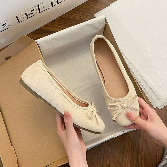 Damen flache Ballerinas mit glänzender Oberfläche und dekorativem Schleifenelement R&B