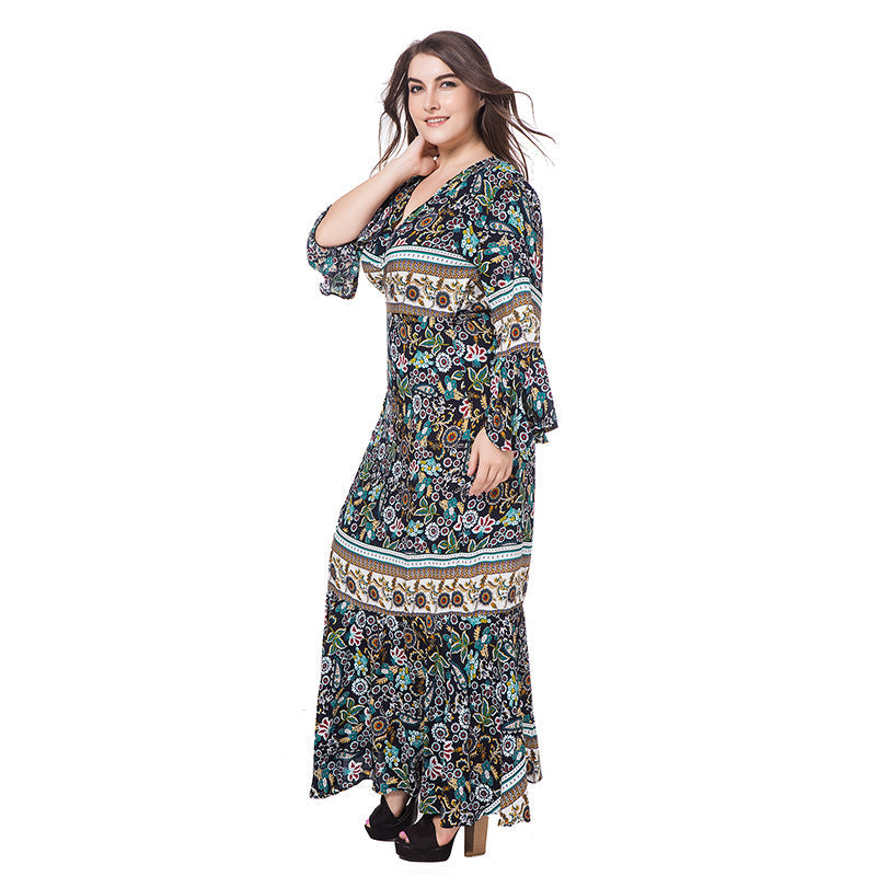 Damen Maxikleid mit kunstvollem floralen Design und leichten Rüschendetails R&B
