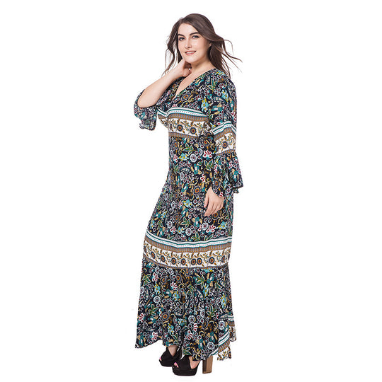 Damen Maxikleid mit kunstvollem floralen Design und leichten Rüschendetails R&B
