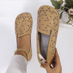 Damen Riemchen-Pantoletten mit luftiger Blumenperforation R&B