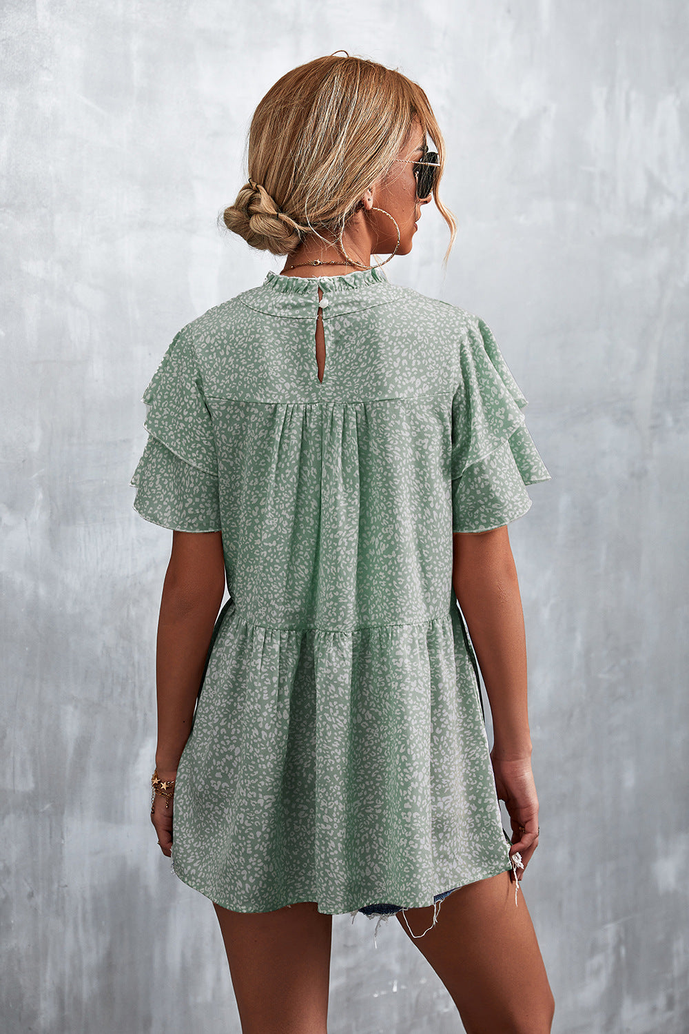 Damen luftiges Freizeitkleid mit voluminösen Rüschen und hohem Stehkragen R&B