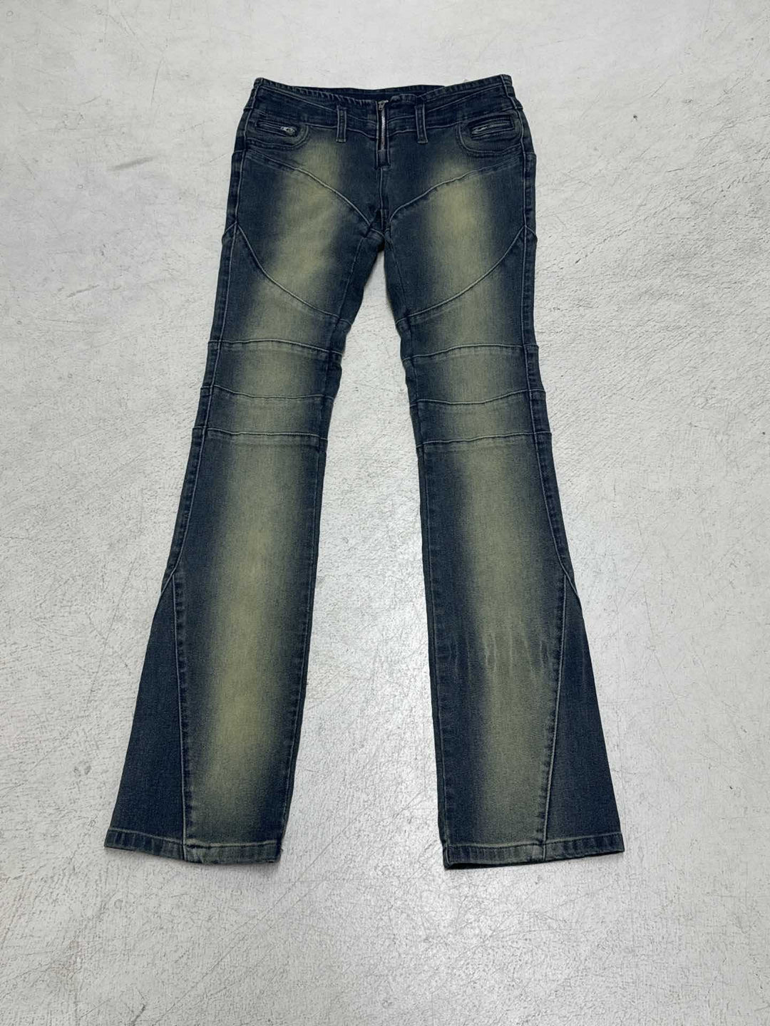 Damen Bootcut Jeans mit modischen Nähten und komfortablem elastischen Bund R&B