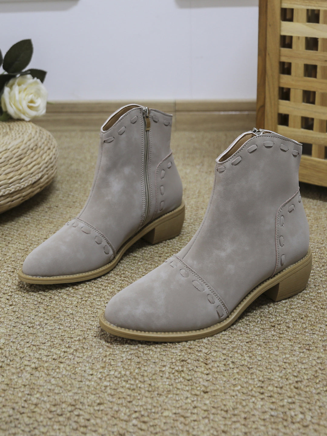 Damen elegante Stiefeletten mit modischen Ziernähten und praktischen Reißverschluss R&B