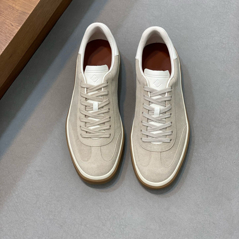 Damen Sneaker aus weichem Wildleder mit raffiniertem Schnürsystem R&B