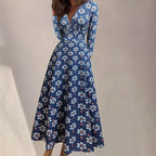 Damen Maxi-Kleid mit schmeichelndem V-Ausschnitt und floralen Details R&B