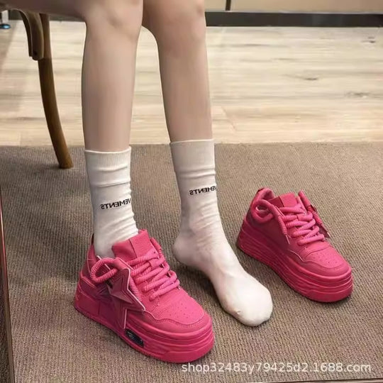 Damen Sportliche Plateau Sneakers mit modischem Sternen-Design R&B