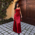 Damen Elegantes Abendkleid mit seitlichem Schlitz und gerafftem Design R&B