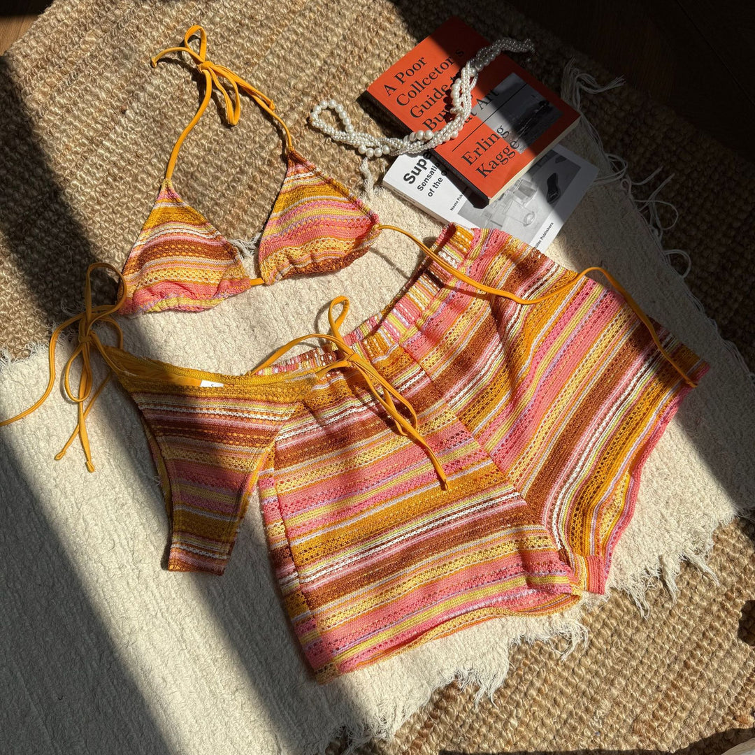 Damen Zweiteiliges Strand-Bikini-Set mit verspielt gestreiftem Oberteil und Shorts R&B
