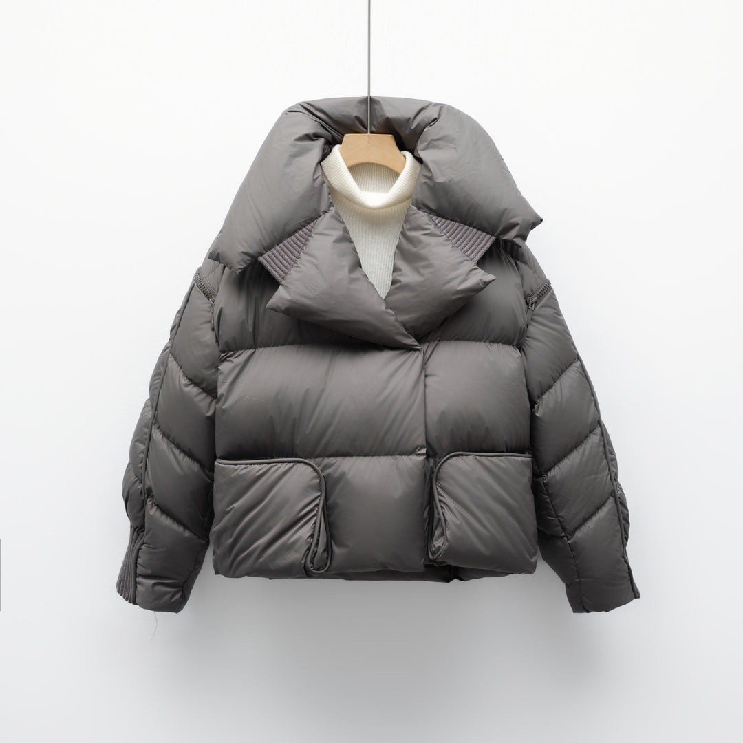 Damen modische verkürzte Steppjacke mit hoch geschlossenem Kragen und praktischen Taschen R&B