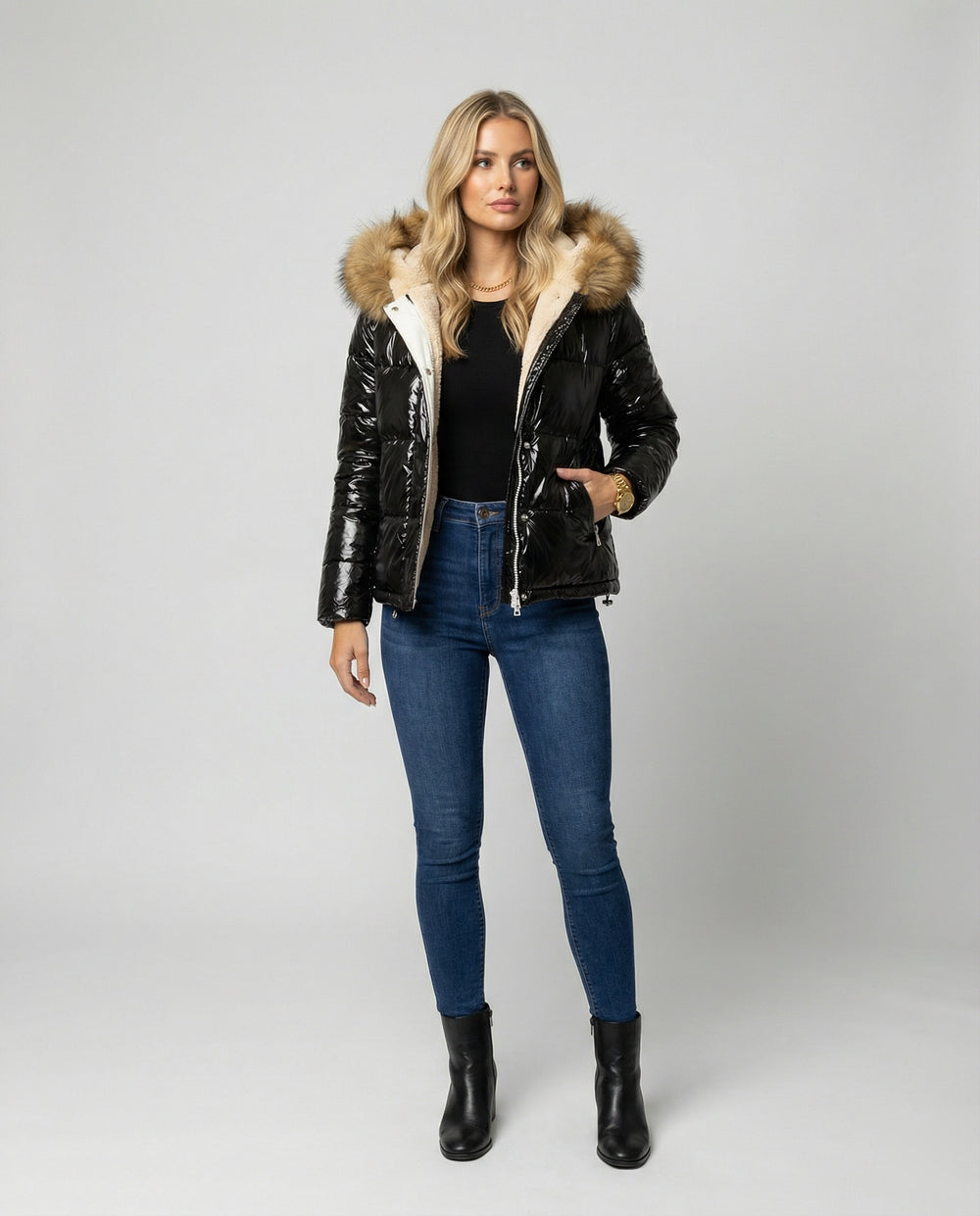 Damen Glänzende Winterjacke mit abnehmbarer Kapuze und Kunstfellkragen R&B