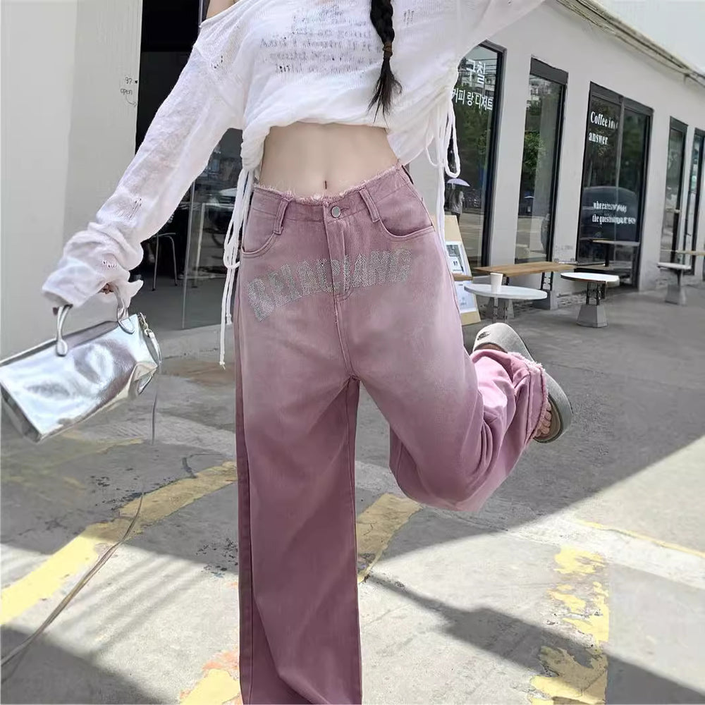 Damen lockere High-Waist Jeans mit fransigem Saum und modischen Schriftzügen R&B
