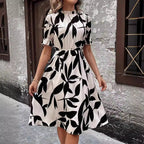 R&B | Kleid mit Rundhalsausschnitt und Rüschen