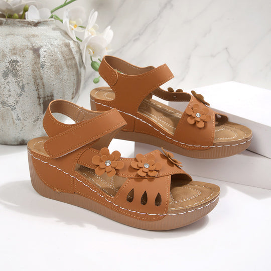 Damen Komfortable Sandalen mit Blumendekor R&B