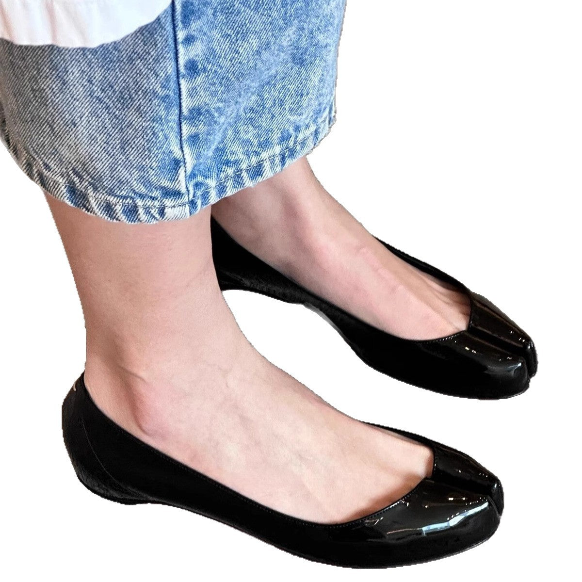 Damen Ballerinas mit elegantem Hochglanz und komfortablem Riemen