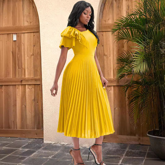 Damen Plissee-Kleid mit asymmetrischem Schnitt und eleganter Rüsche R&B