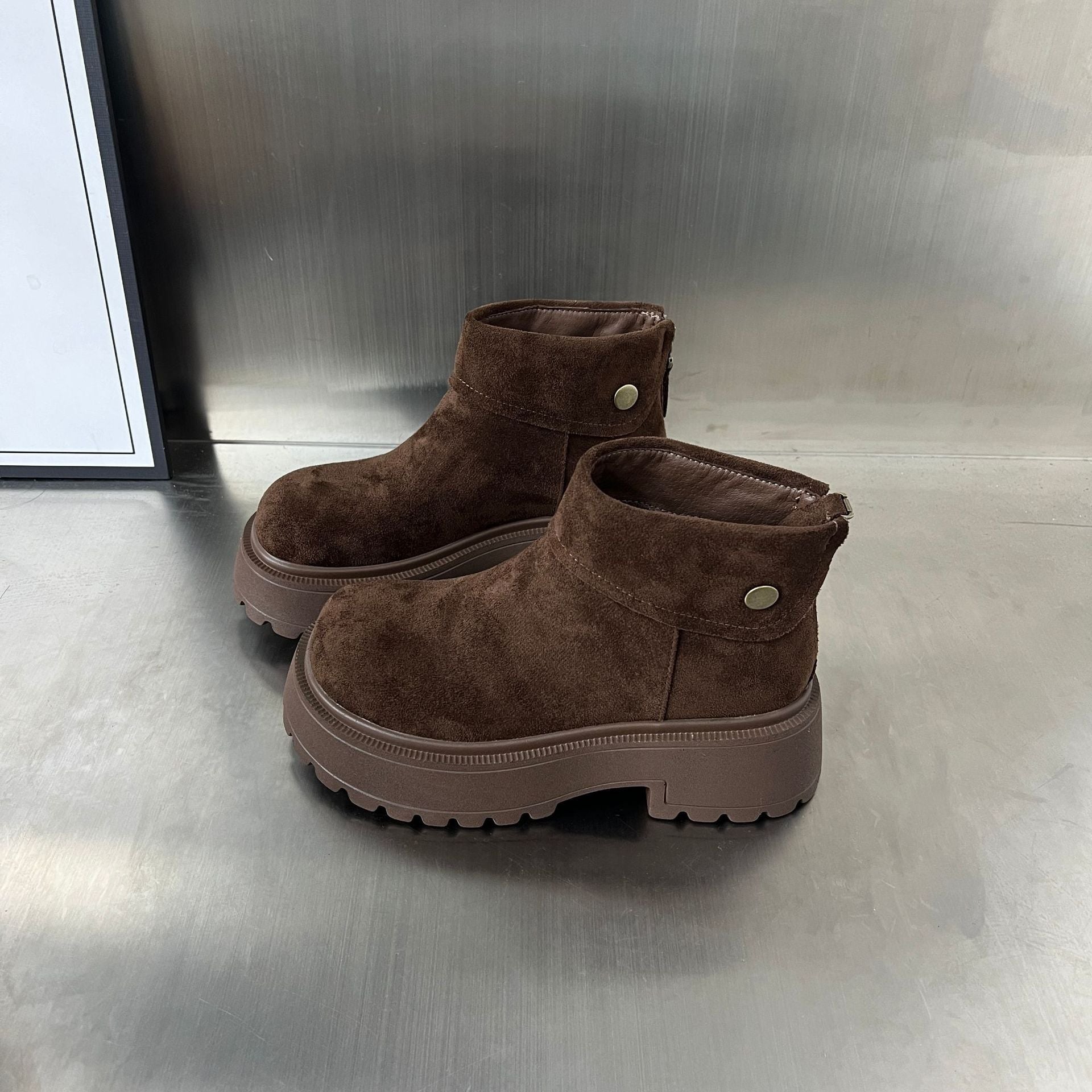 Damen Stiefeletten mit rutschfester Sohle und weichem Wildlederoberteil R&B
