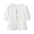 Damen Bluse mit floralem Stickmuster und romantischen Rüschendetails R&B