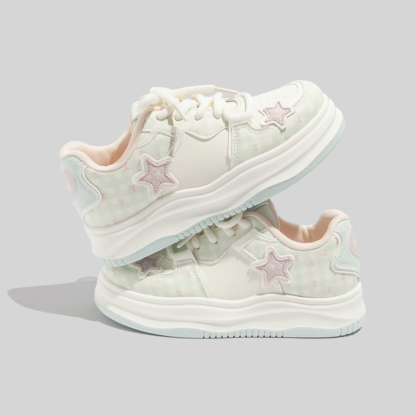 Damen Sportliche Sneakers mit verspieltem Sternen-Motiv und atmungsaktiver Oberflächenstruktur