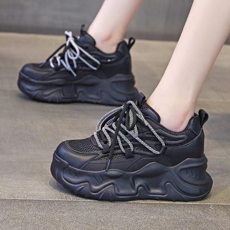 Damen Sportliche Chunky-Sneaker mit innovativem Dämpfungssystem und rutschfester Sohle R&B