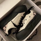 Damen Hochfront Sneaker mit trendigem Plateau und Sternen-Applikationen