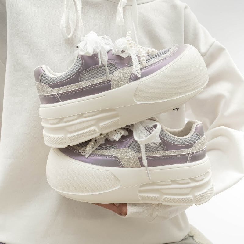 Damen Plattform Sneakers mit dekorativen Perlen und luftiger Mesh-Oberfläche