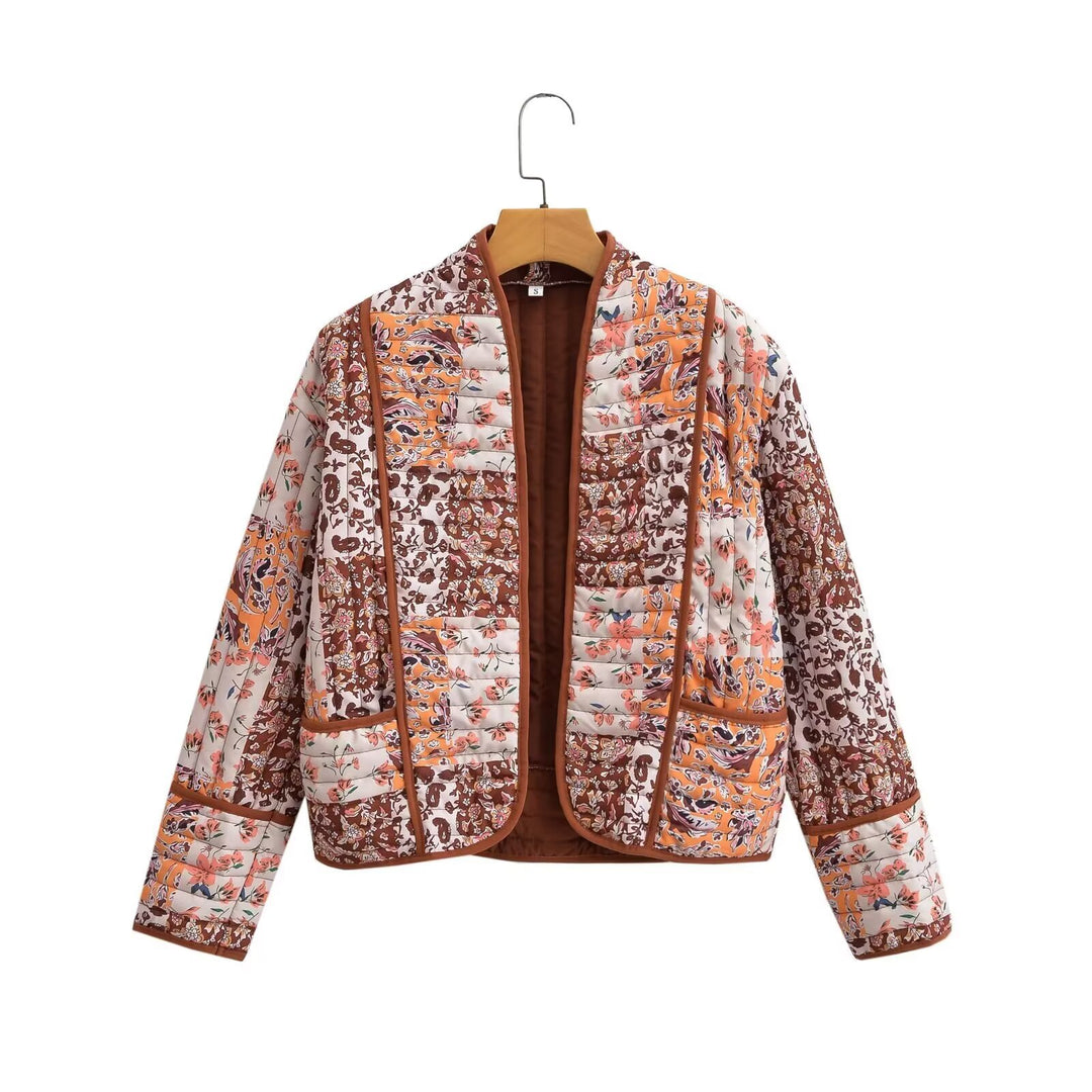 Damen modische Steppjacke mit buntem floralen Patchworkdesign R&B
