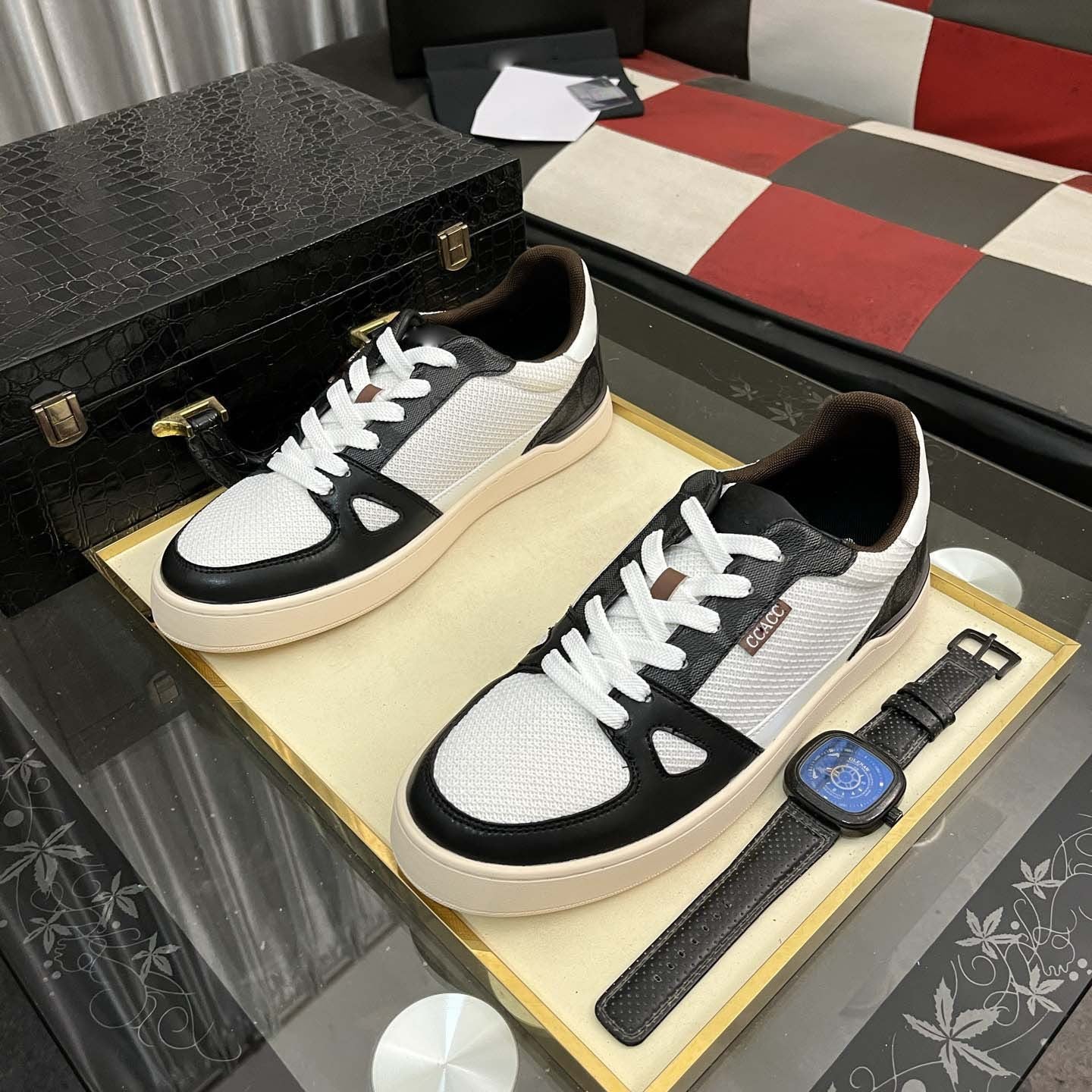 Damen Hochwertige Lifestyle Sneakers mit atmungsaktiver Mesh-Oberfläche und rutschfester Sohle R&B