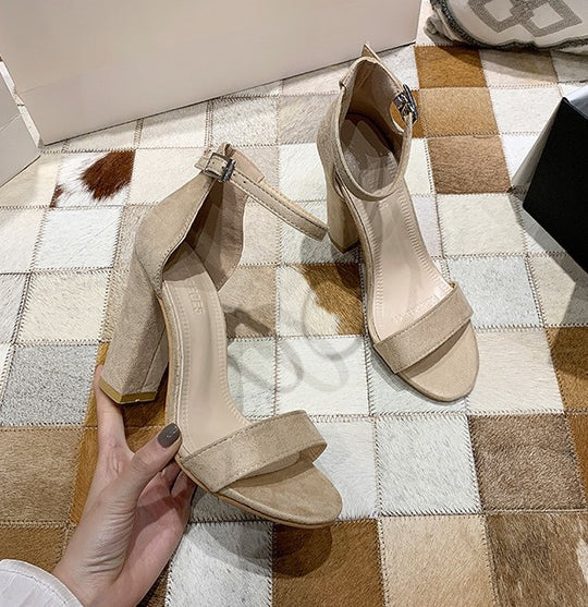 Damen Sandaletten mit elegantem Blockabsatz und verstellbarem Riemen R&B