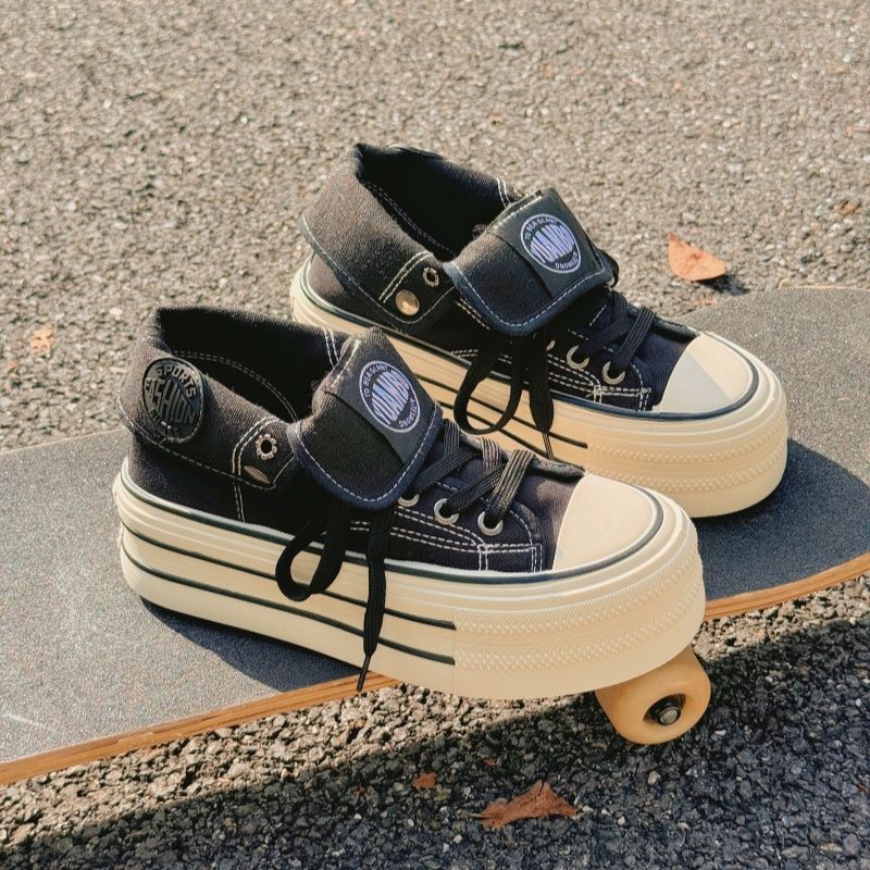 Damen Chunky Sneakers mit hohem Plateau und modischem Schnürsystem