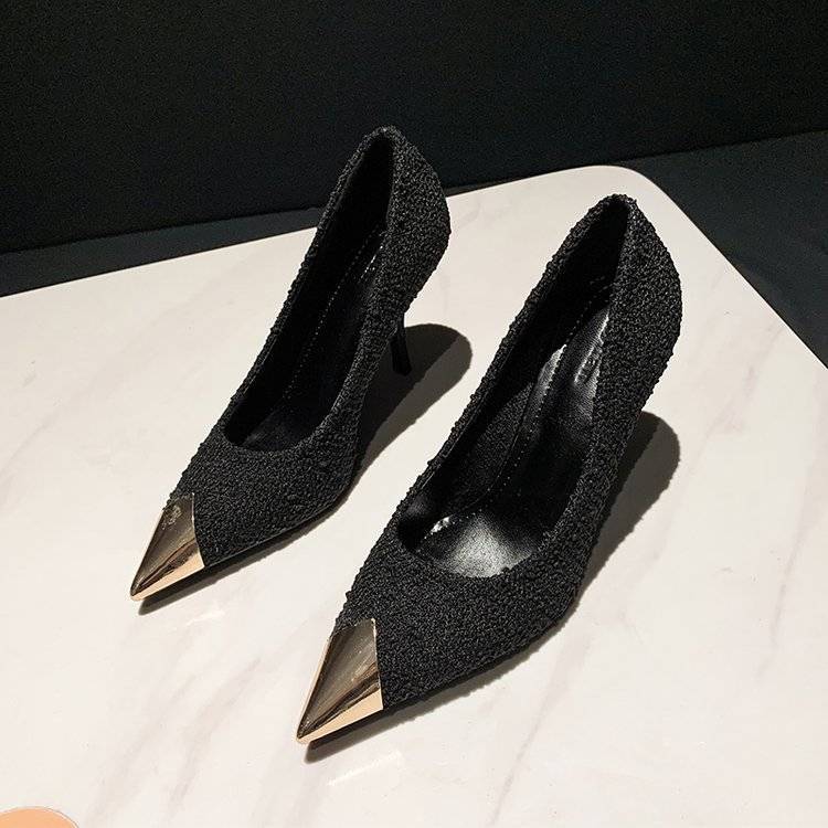Damen elegante spitze Pumps mit metallic Akzenten R&B