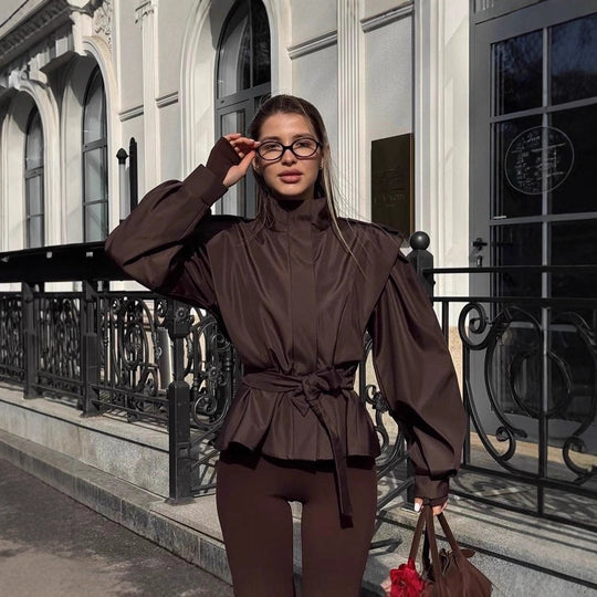 Damen stylische Bluse mit hohen Kragen und seitlichem Taillengürtel R&B